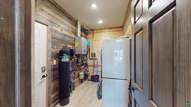 $1,325,000 | 7498 Bayside Drive, Crane Lake, MN 55725