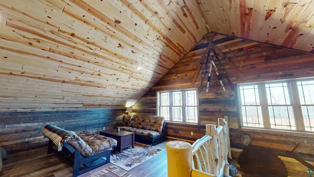 $1,325,000 | 7498 Bayside Drive, Crane Lake, MN 55725