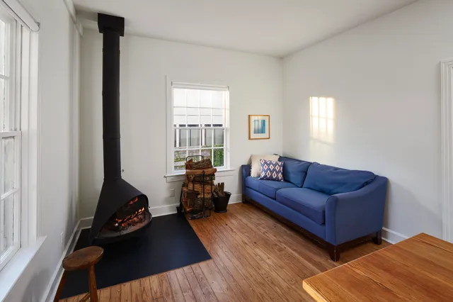 $3,250 | 902 West Mary Street, Unit 1, Austin, TX 78704