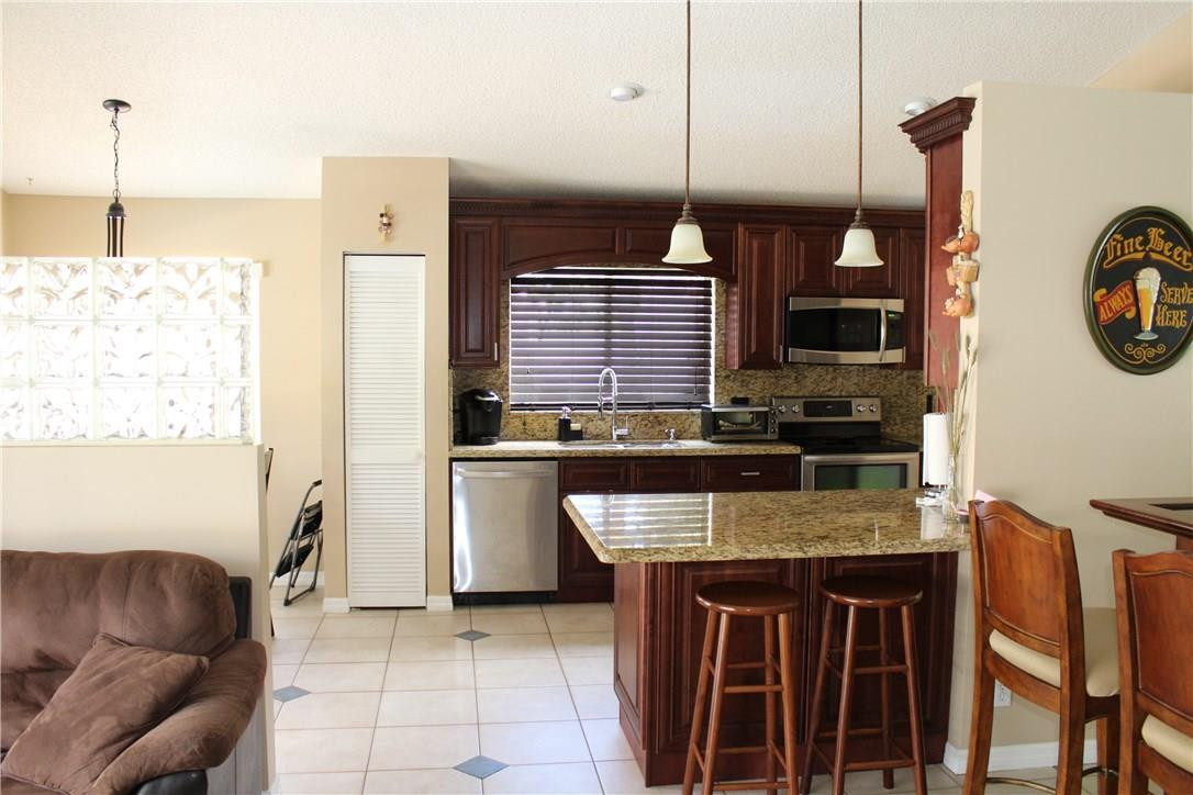 22351 Overture Circle Boca Raton, FL 33428 - Photo 16 of 24 Photo 17