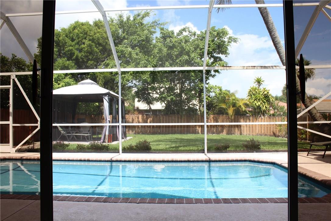 22351 Overture Circle Boca Raton, FL 33428 - Photo 20 of 24 Photo 22