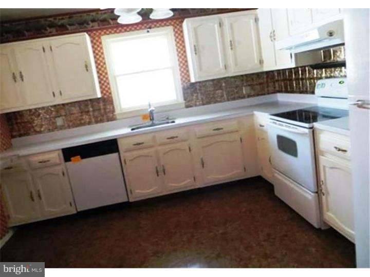 19 Sycamore Access Road Manahawkin, NJ 08050 - Photo 5 of 8 Gallery Image 5