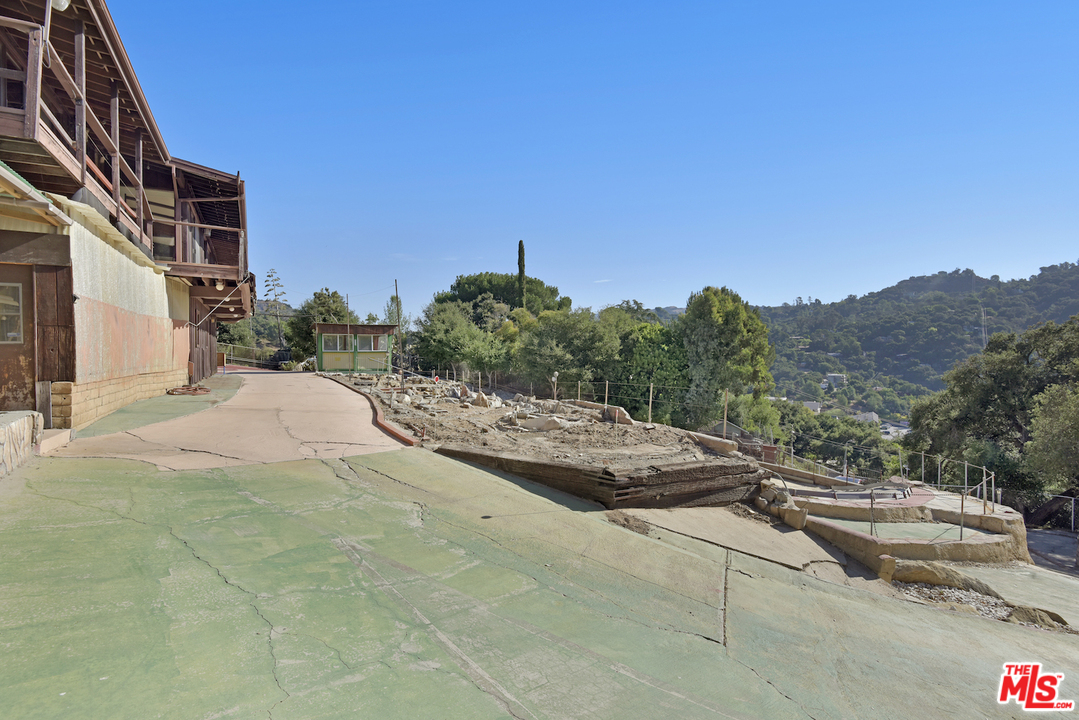 145 Old Church Road Topanga, CA 90290 - Photo 21 of 37 a view of a street with a building in the background