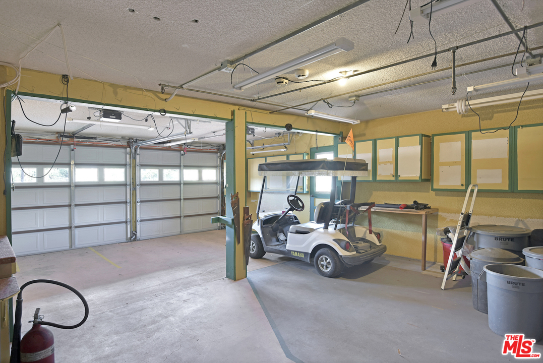 145 Old Church Road Topanga, CA 90290 - Photo 35 of 37 a view of a room with gym equipment