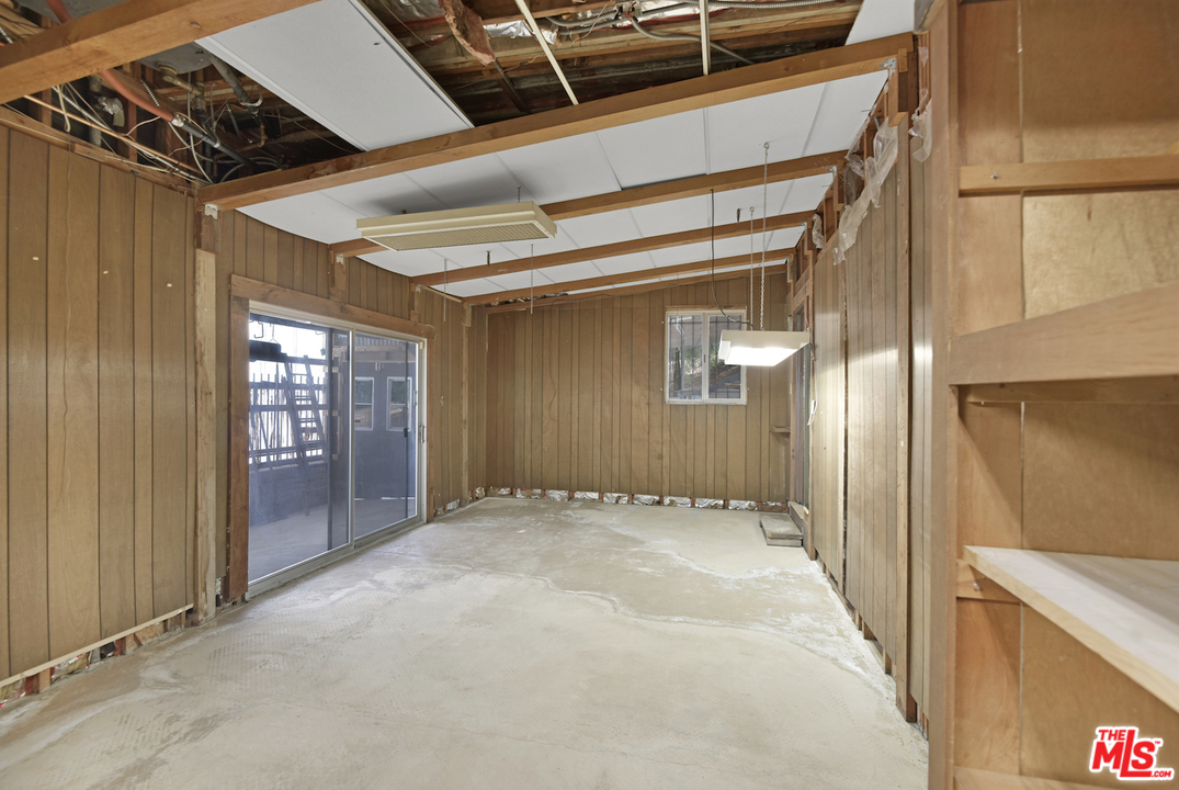 145 Old Church Road Topanga, CA 90290 - Photo 36 of 37 a view of an empty room