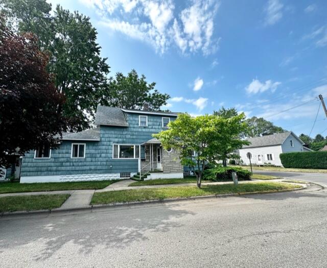801 Ramsdell Street Manistee, MI 49660 - Photo 3 of 26 IMG_4817