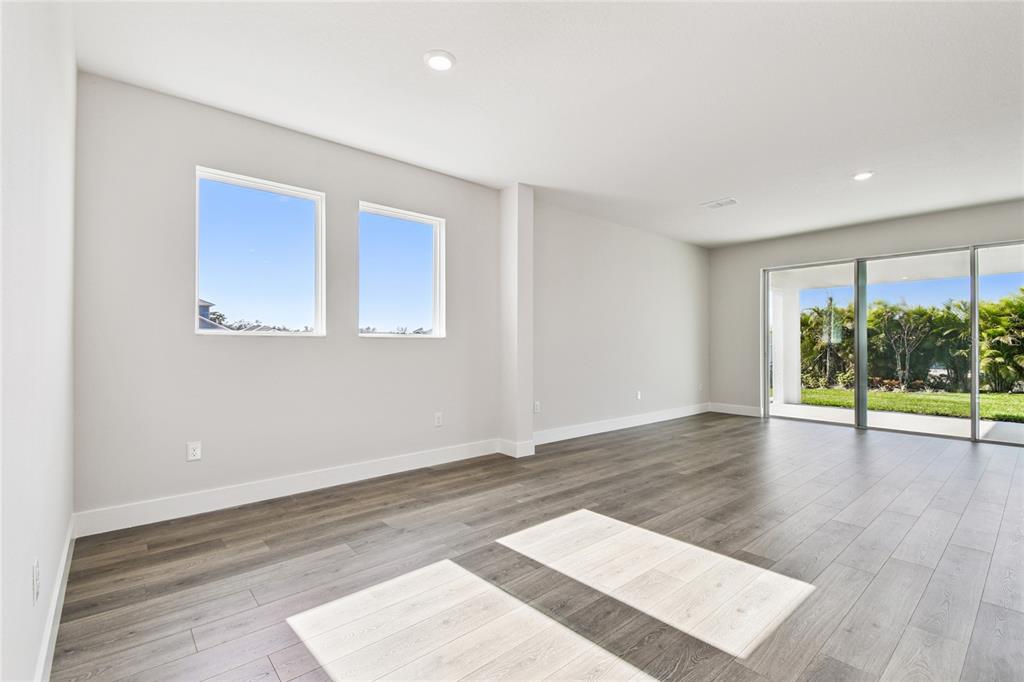 5048 Chapel Row Avenue Apollo Beach, FL 33572 - Photo 11 of 45