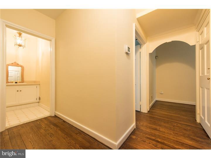 123 Edgewood Road Wilmington, DE 19803 - Photo 11 of 25 Hallway