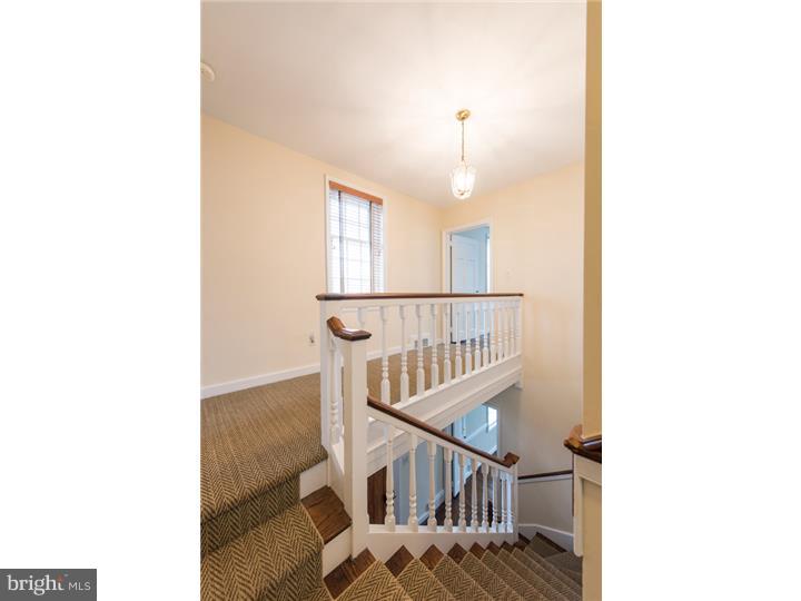 123 Edgewood Road Wilmington, DE 19803 - Photo 13 of 25 Hallway