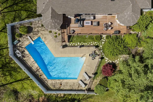 $750,000 | 58732 River Forest Drive, Goshen, IN 46528
