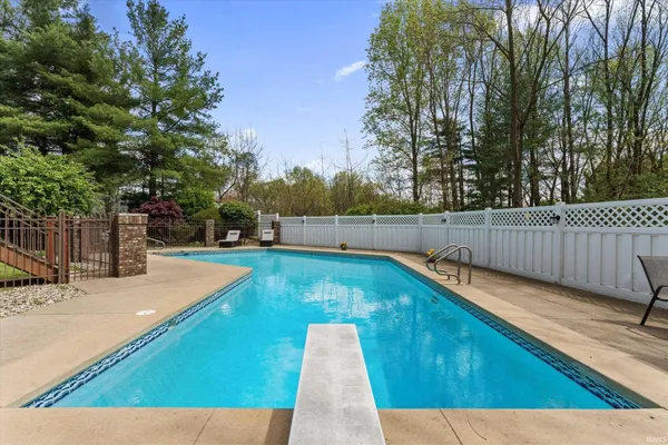 $750,000 | 58732 River Forest Drive, Goshen, IN 46528