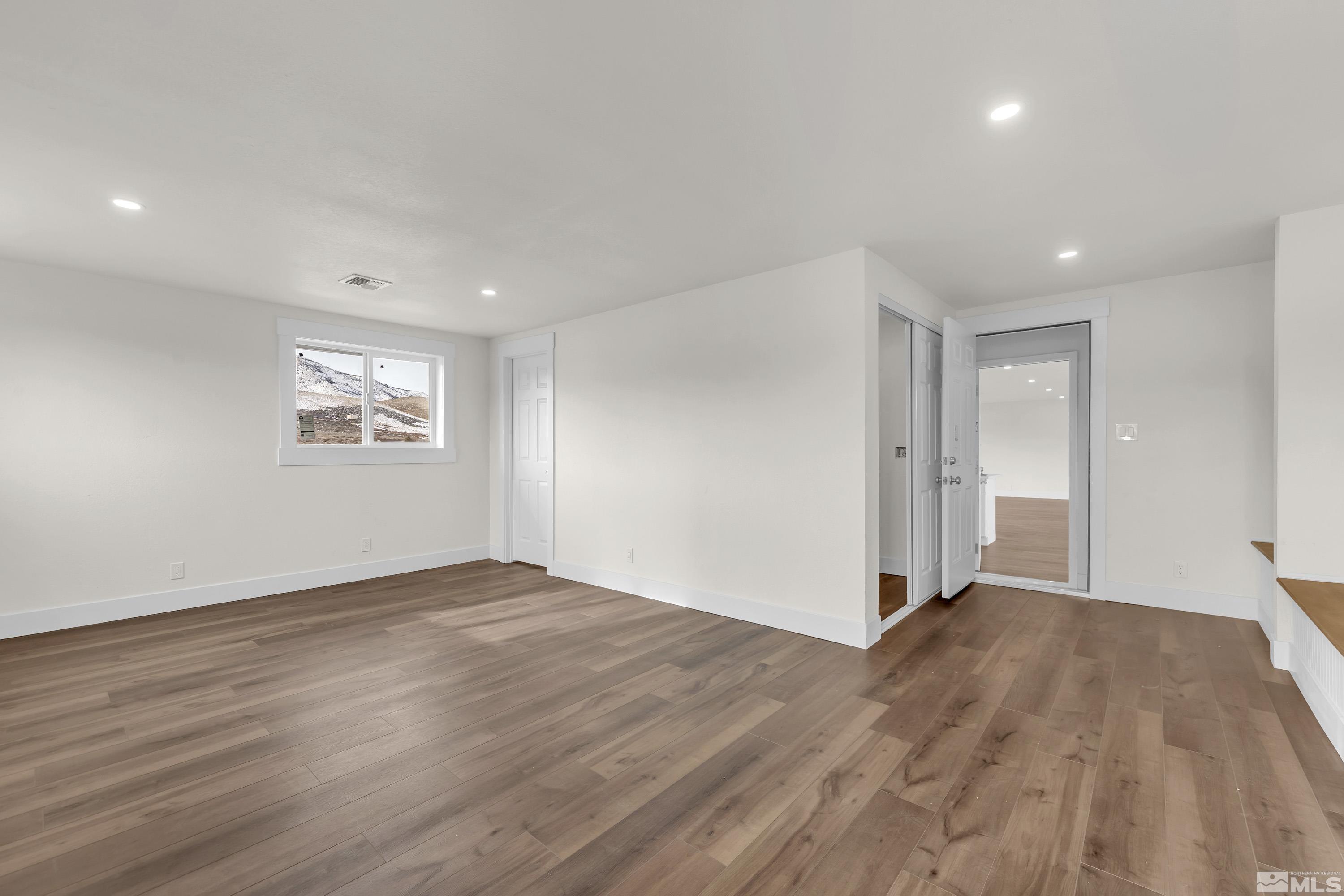 2275 Dakota Way Reno, NV 89506 - Photo 20 of 39 Photo 20