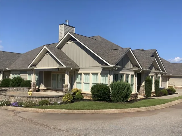 $2,600 | 210 Meridian Way, Seneca, SC 29672