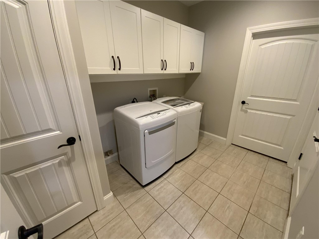 210 Meridian Way Seneca, SC 29672 - Photo 3 of 12