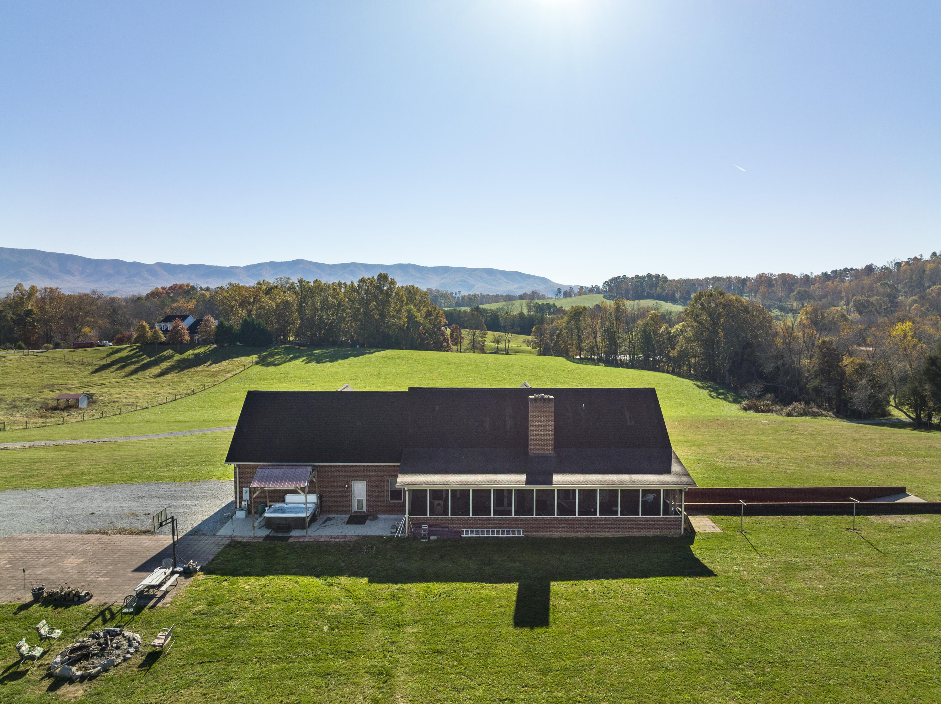 319 Stanfield Road Bluff City, TN 37618 - Photo 34 of 71 StanfieldAerials--5