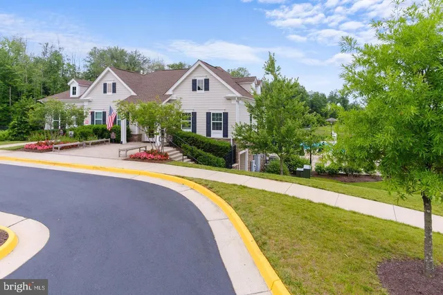 $3,200 | 6634 Bartrams Forest Lane, Haymarket, VA 20169