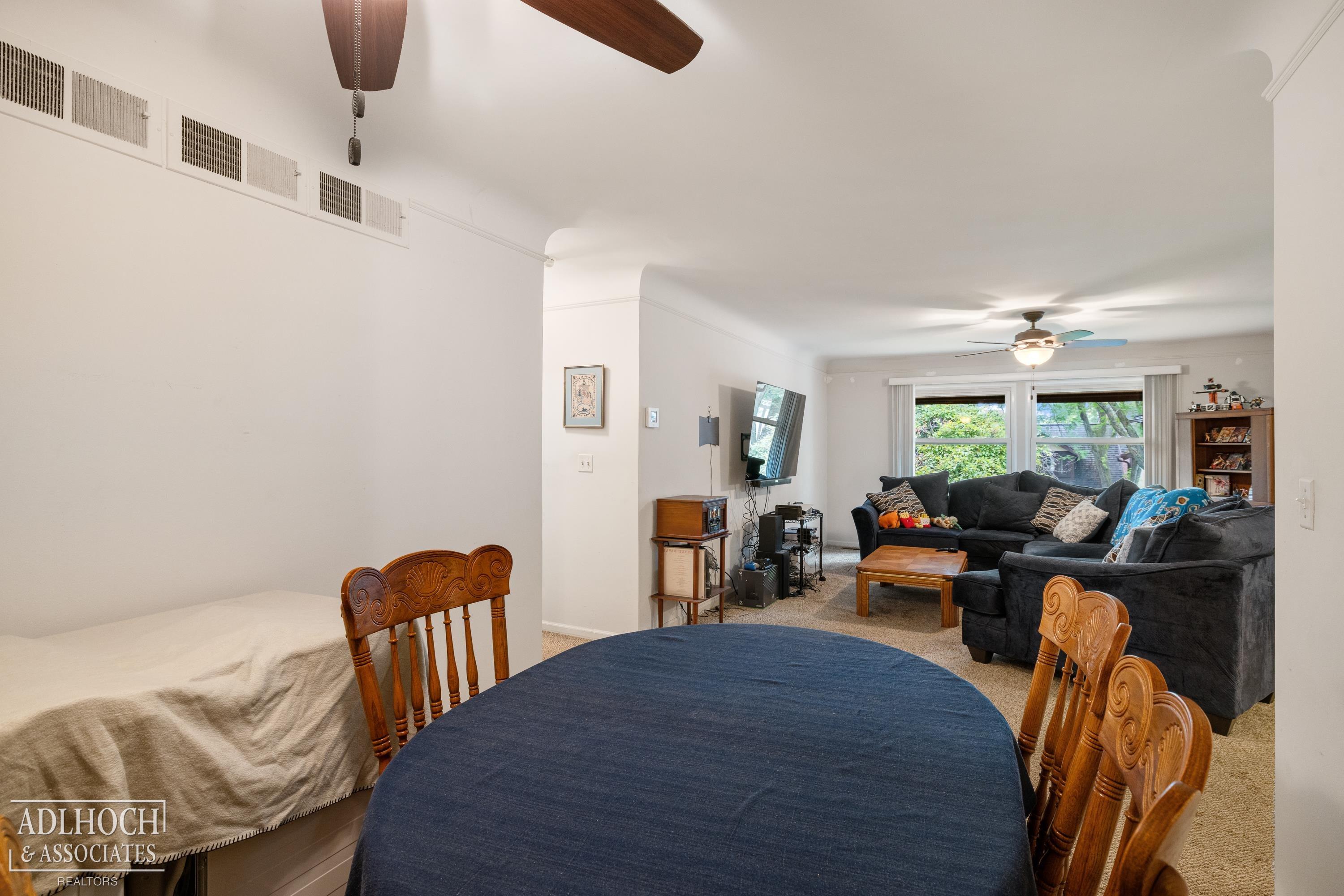1750 Vernier Road, Unit 6 Grosse Pointe Woods, MI 48236 - Photo 8 of 39