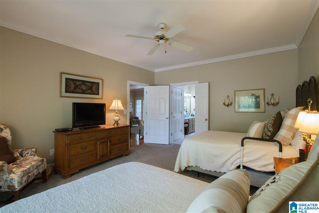 305 Newgate Court Alabaster, AL 35007 - Photo 21 of 50