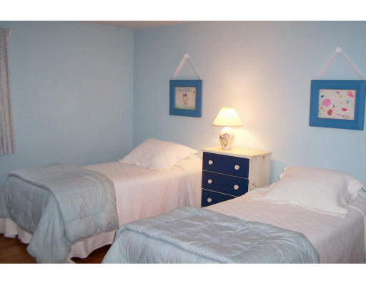 6 Regis Road Wellesley, MA 02482 - Photo 11 of 12