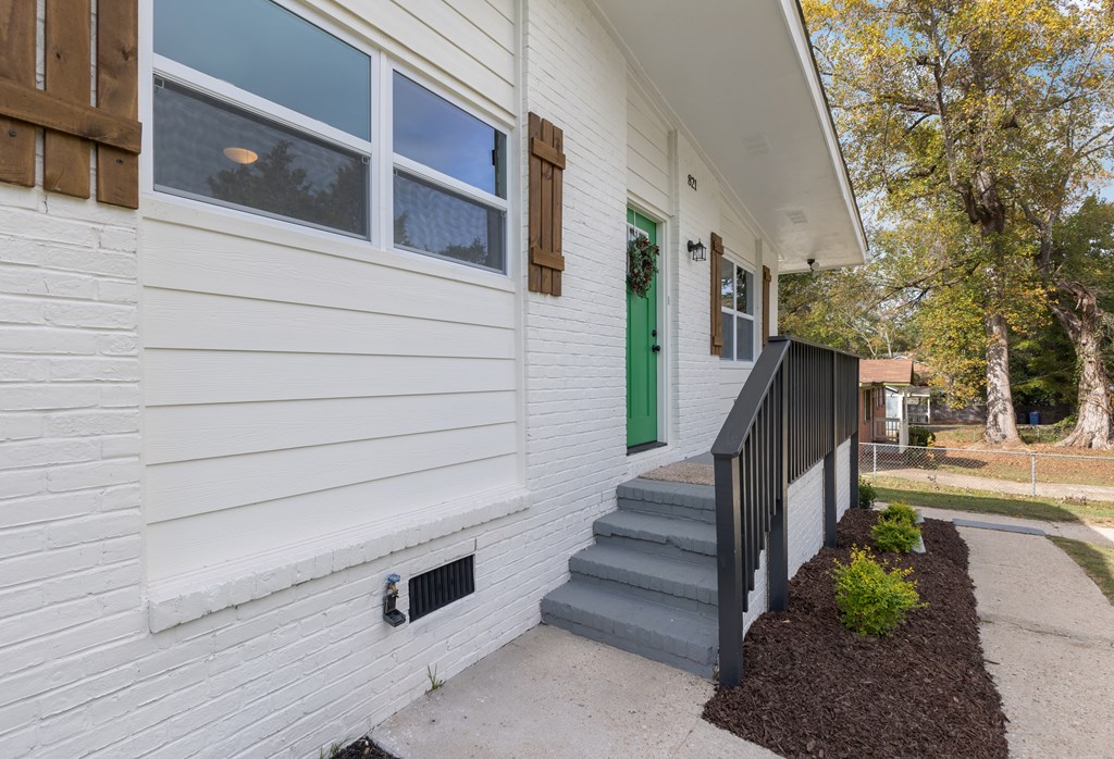 821 Rosa Drive Columbus, GA 31907 - Photo 3 of 25 Gallery Image 3