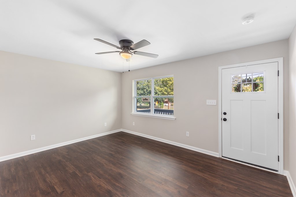 821 Rosa Drive Columbus, GA 31907 - Photo 9 of 25 Gallery Image 9