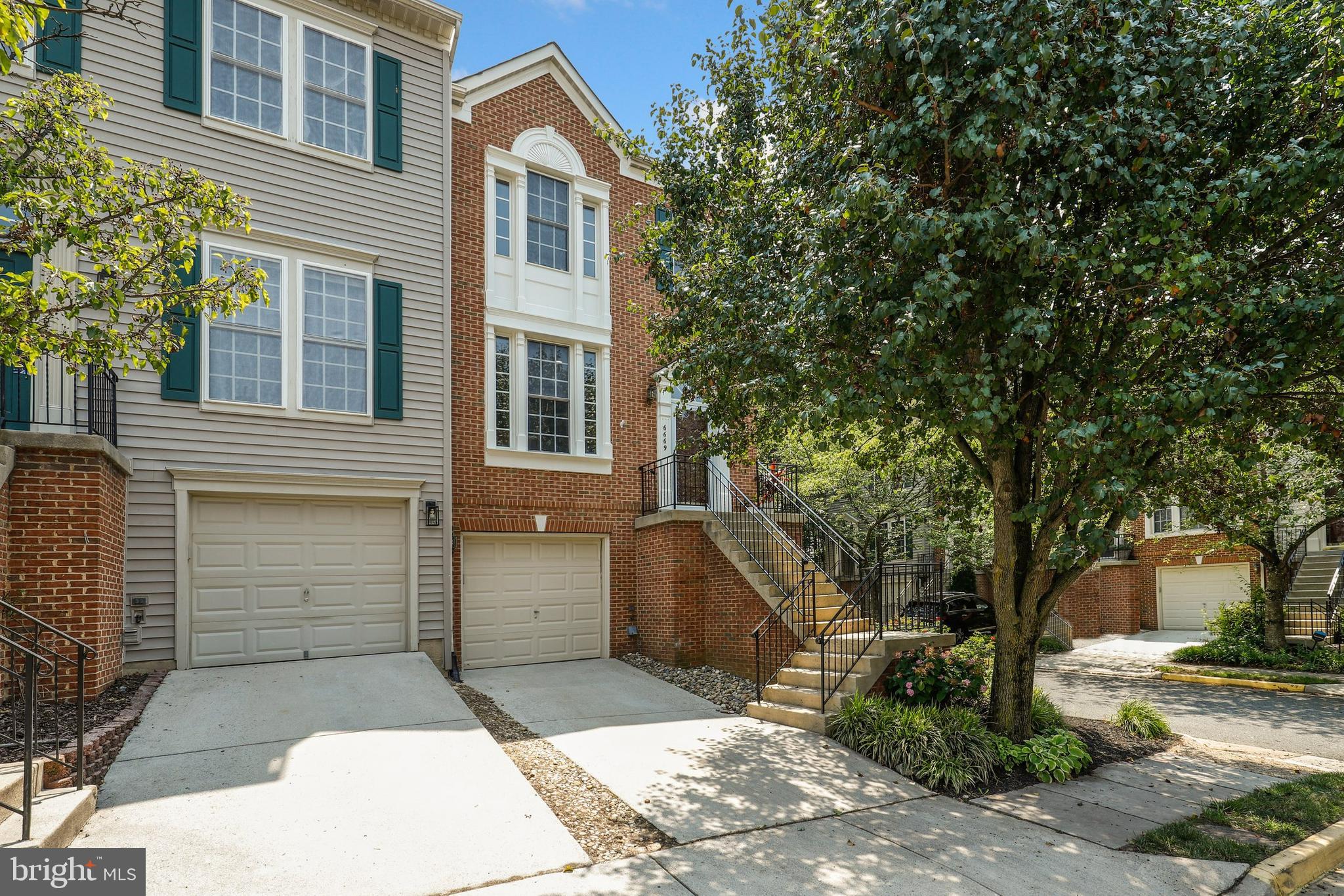 6669 Debra Lu Way Springfield, VA 22150 - Photo 2 of 39 Gallery Image 2