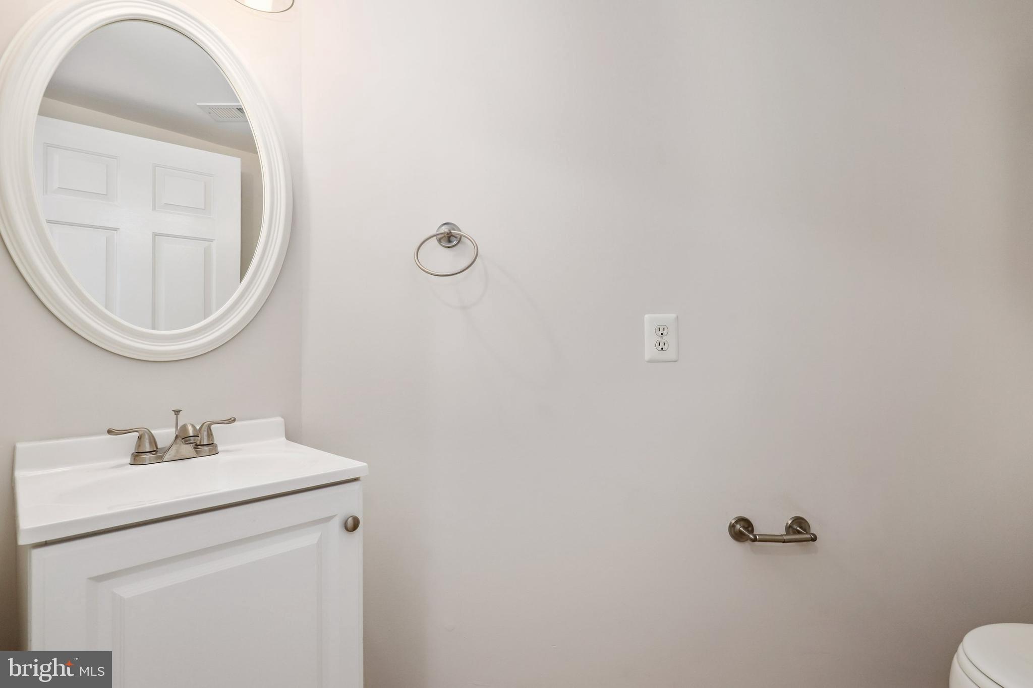 6669 Debra Lu Way Springfield, VA 22150 - Photo 18 of 39 Gallery Image 18