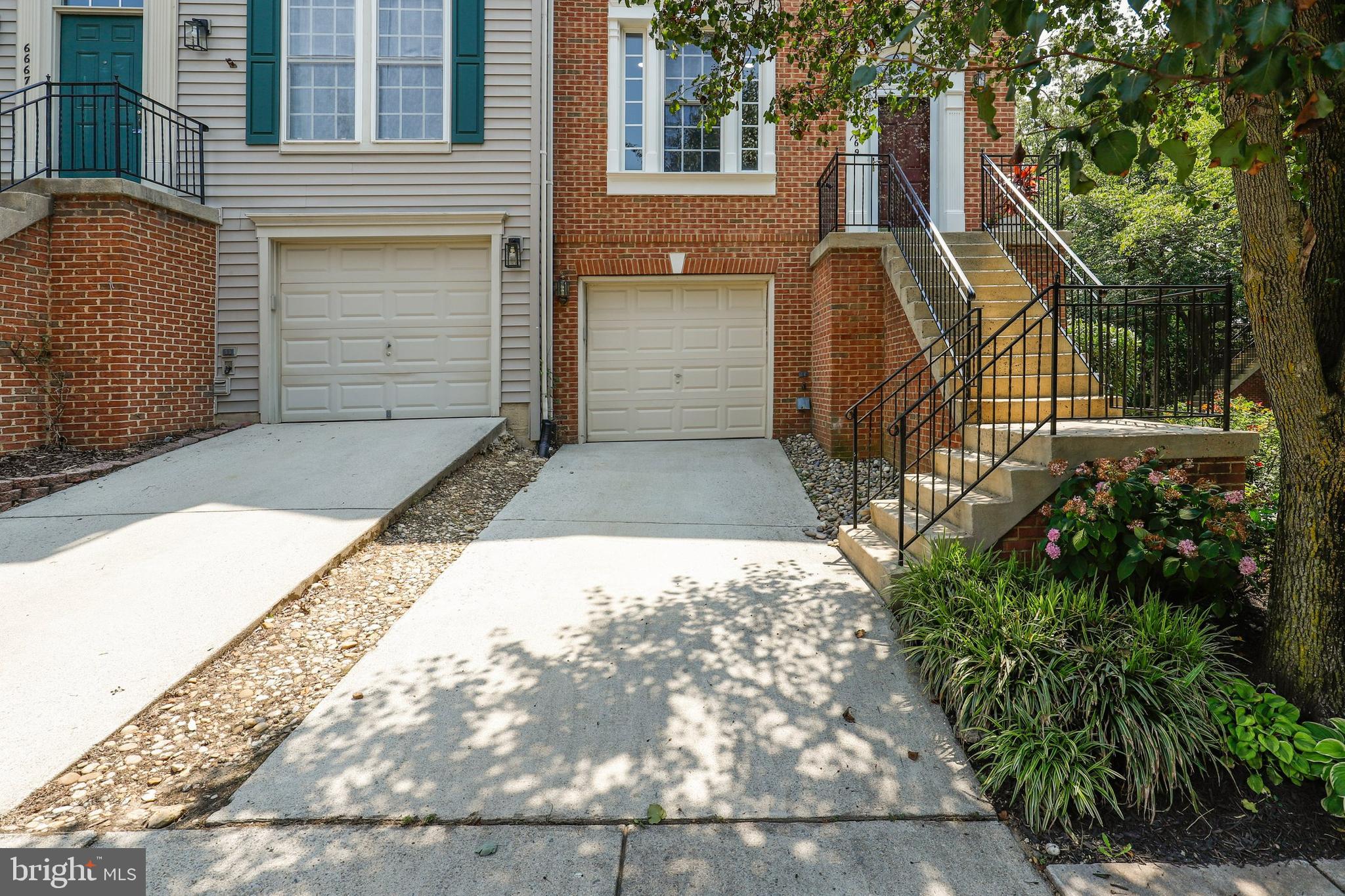 6669 Debra Lu Way Springfield, VA 22150 - Photo 7 of 39 Gallery Image 7