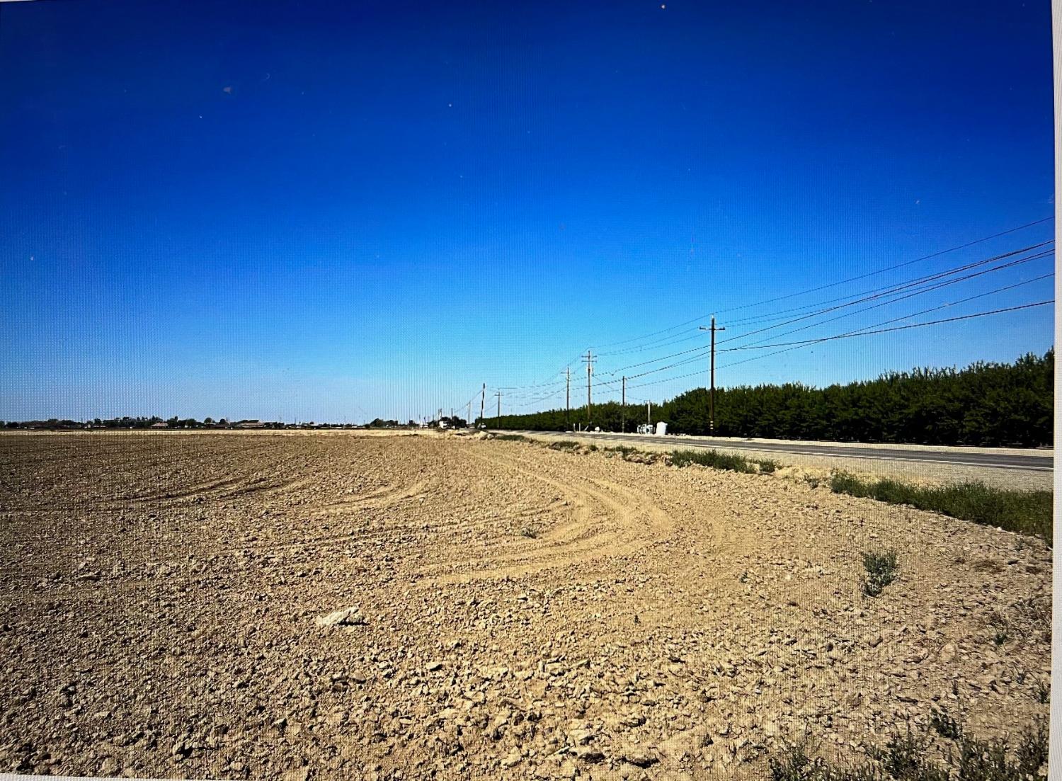 18000 Mercey Springs Road Los Banos, CA 93635 - Photo 1 of 3 Gallery Image 1