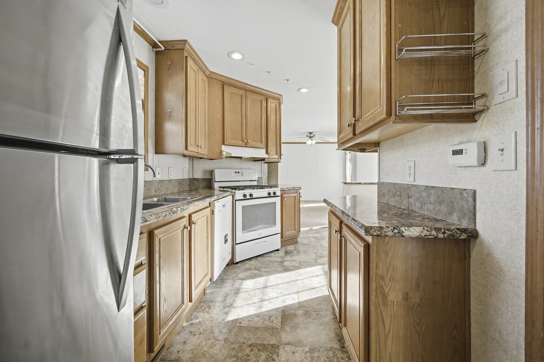 86 Nh Rte 4a, Unit 18UP Enfield, NH 03748 - Photo 20 of 38