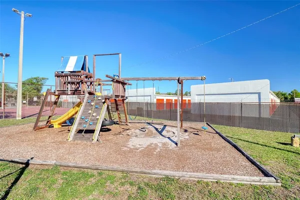 $1,799 | 4004 Cortez Drive, Unit D, Tampa, FL 33614