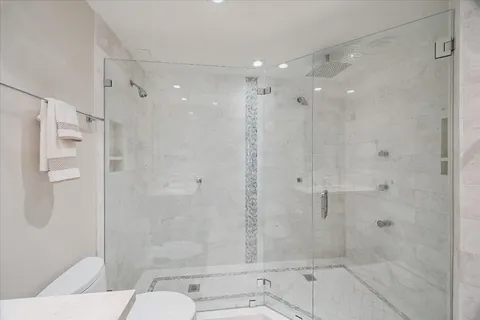 $735,000 | 2929 Buffalo Speedway, Unit A1802, Houston, TX 77098