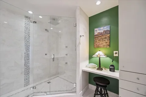 $735,000 | 2929 Buffalo Speedway, Unit A1802, Houston, TX 77098