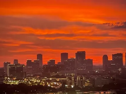 $735,000 | 2929 Buffalo Speedway, Unit A1802, Houston, TX 77098