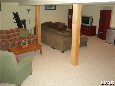 680 Clearfield Road Nazareth, PA 18064 - Photo 27 of 30 a living room with furniture