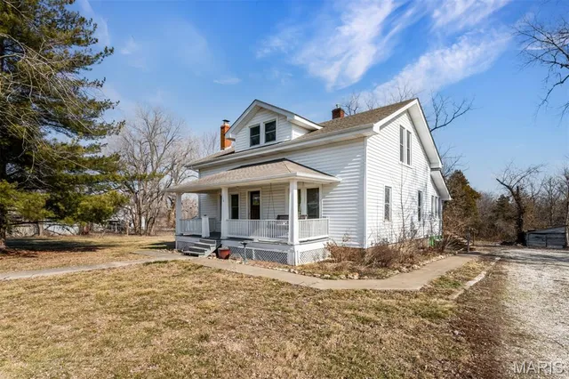 $250,000 | 114 South Water Street, Truesdale, MO 63380
