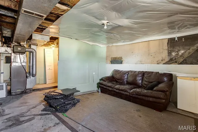 $250,000 | 114 South Water Street, Truesdale, MO 63380