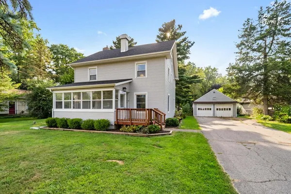 $226,000 | 1050 Maynard Avenue, Jackson, MI 49202