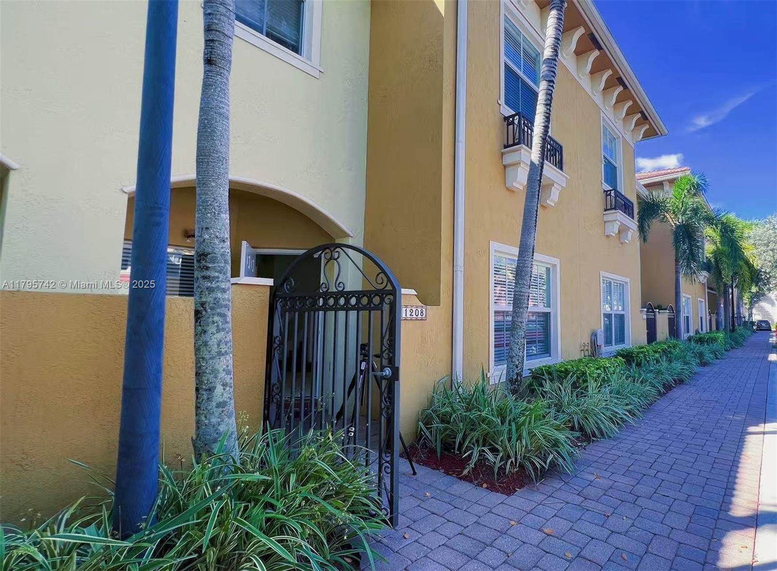 2851 Prospect Road, Unit 1208 Tamarac, FL 33309 - Photo 2 of 34