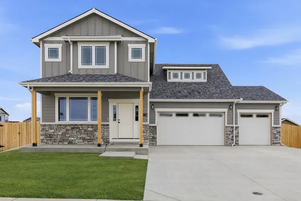 $574,900 | 1001 River Heights Drive, Mills, WY 82604