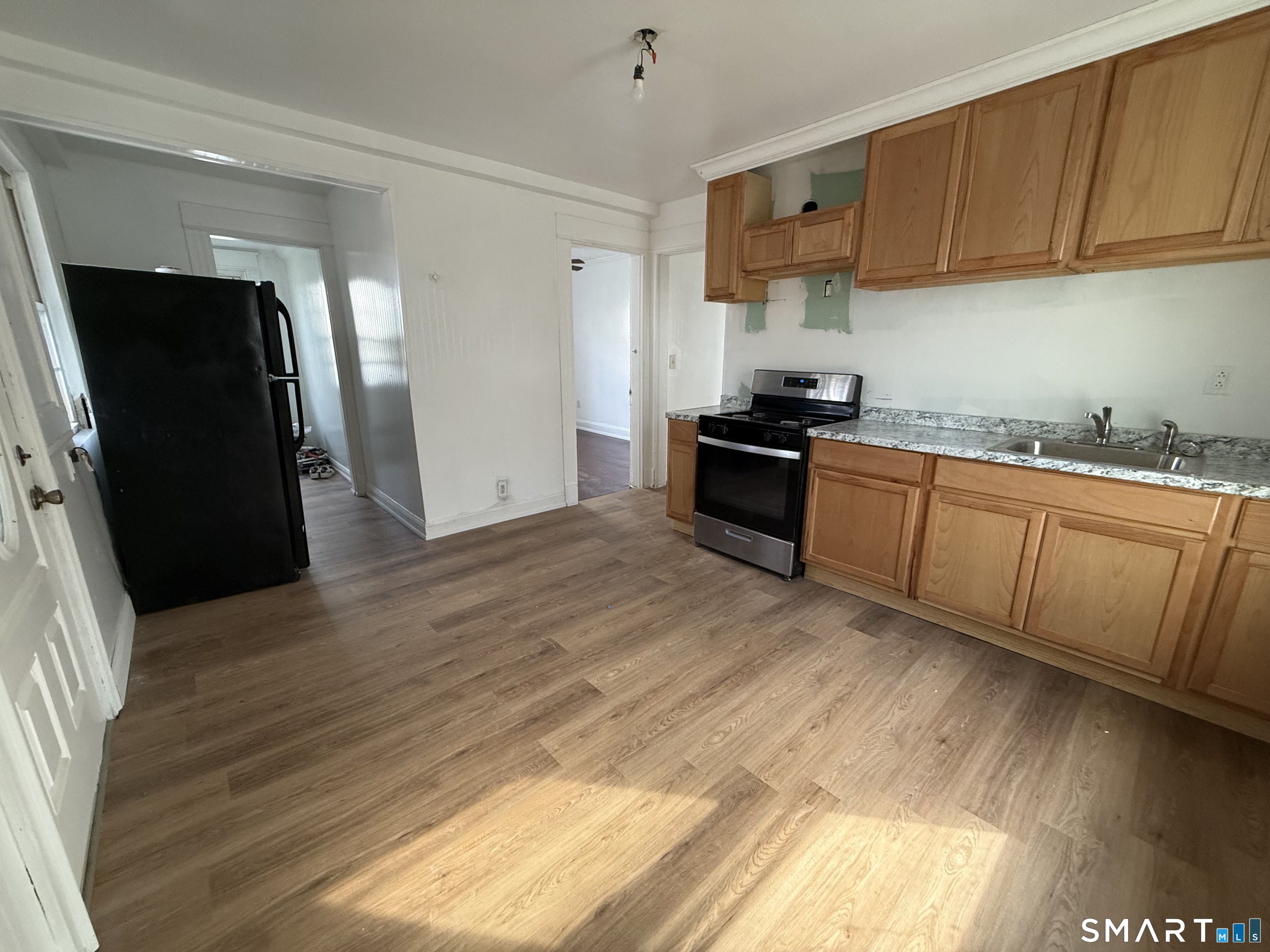 29 Madison Street, Unit 2 Waterbury, CT 06706 - Photo 2 of 16