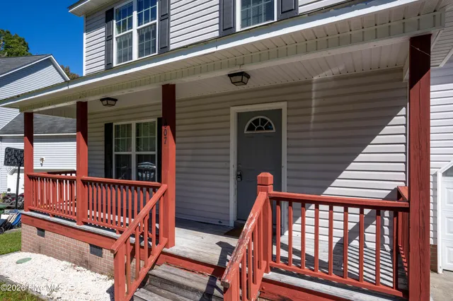 $1,600 | 607 Riva Ridge Road, Sneads Ferry, NC 28460