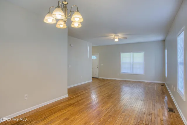 $1,600 | 607 Riva Ridge Road, Sneads Ferry, NC 28460