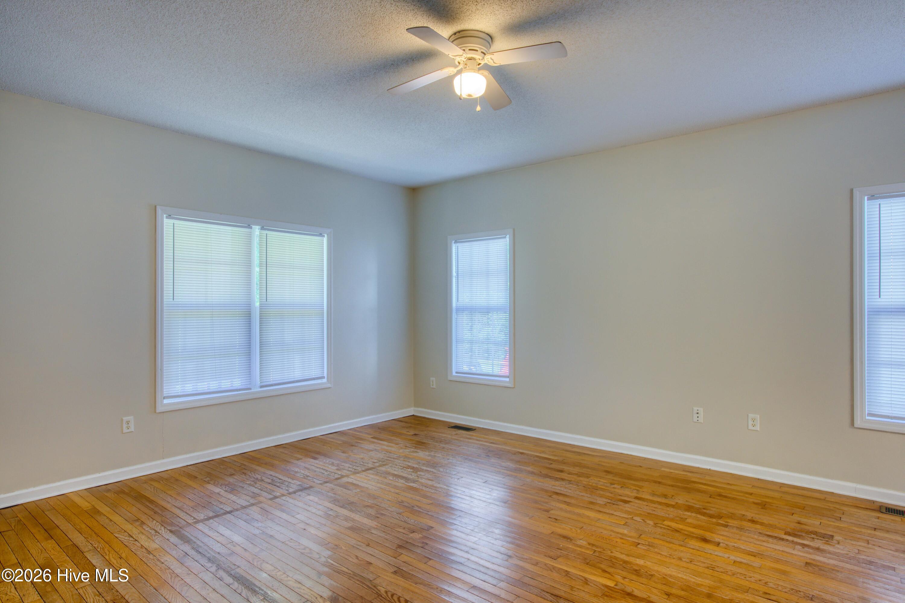 607 Riva Ridge Road Sneads Ferry, NC 28460 - Photo 5 of 20 original (24)