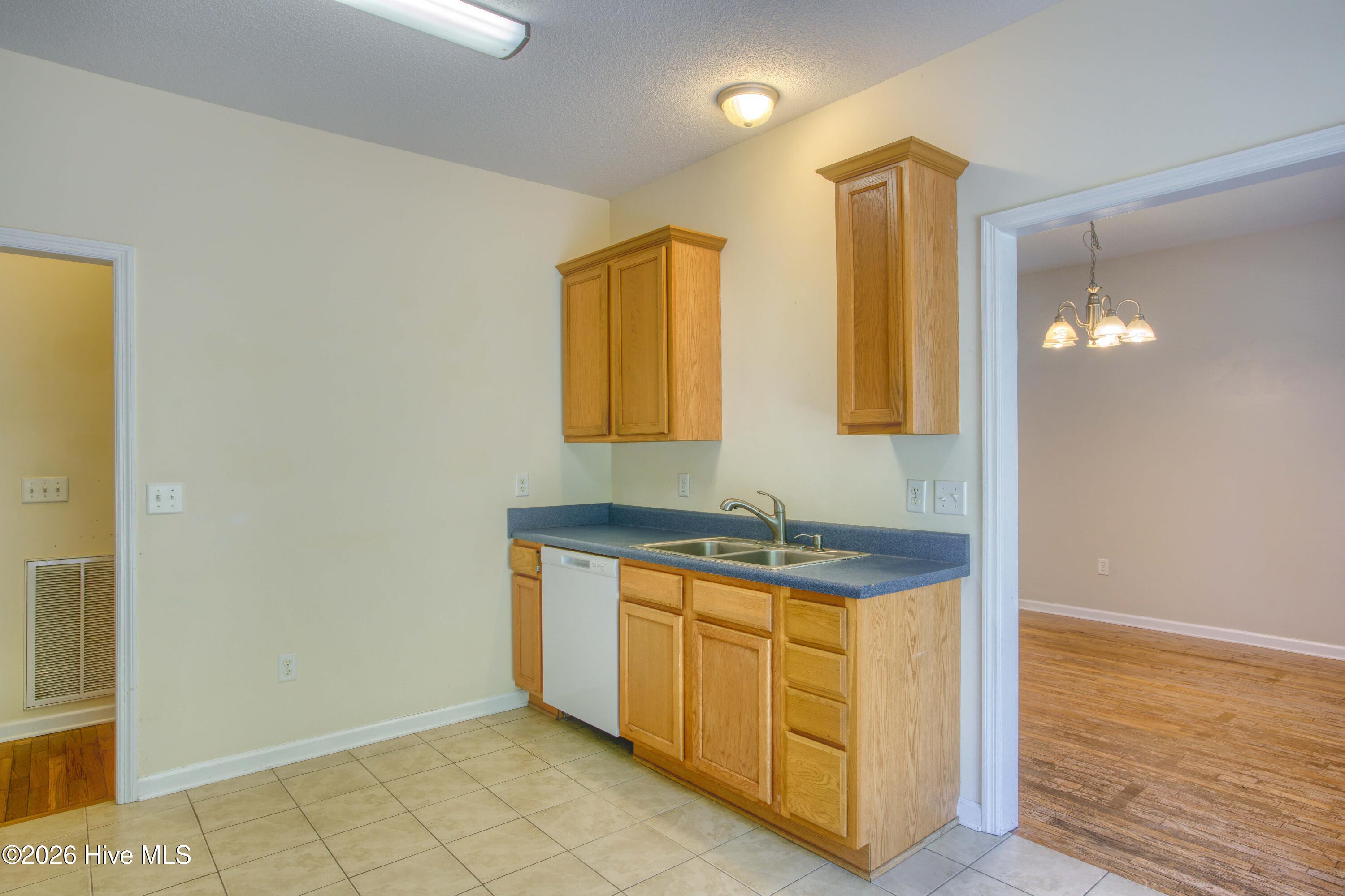 607 Riva Ridge Road Sneads Ferry, NC 28460 - Photo 9 of 20 original (9)