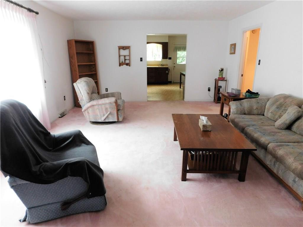 475 Francis Road Plum, PA 15239 - Photo 4 of 25