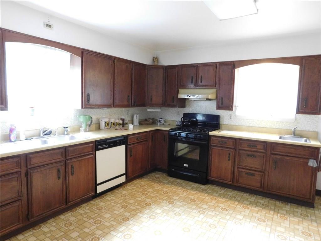 475 Francis Road Plum, PA 15239 - Photo 5 of 25