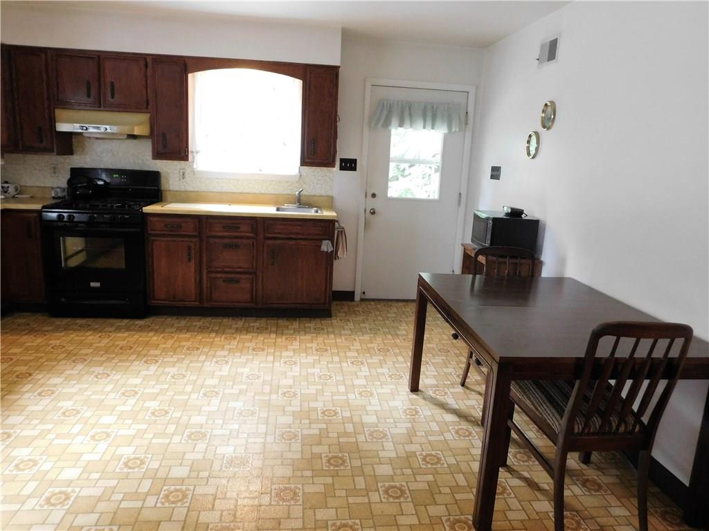 475 Francis Road Plum, PA 15239 - Photo 6 of 25