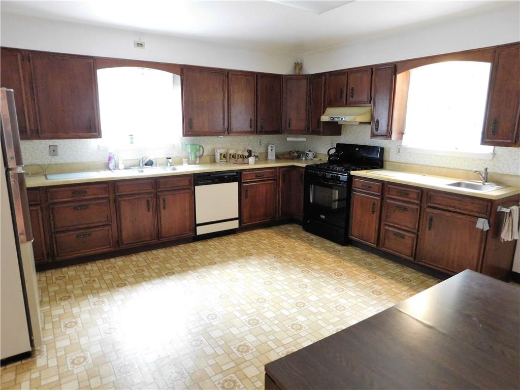 475 Francis Road Plum, PA 15239 - Photo 7 of 25