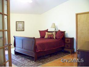 21 Red Oak Forest Road Fairview, NC 28730 - Photo 6 of 12 Gallery Image 6